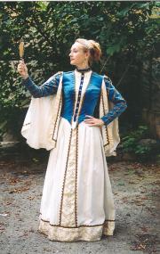 renesanční šaty- 027