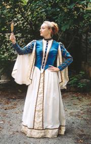 renesanční šaty 2